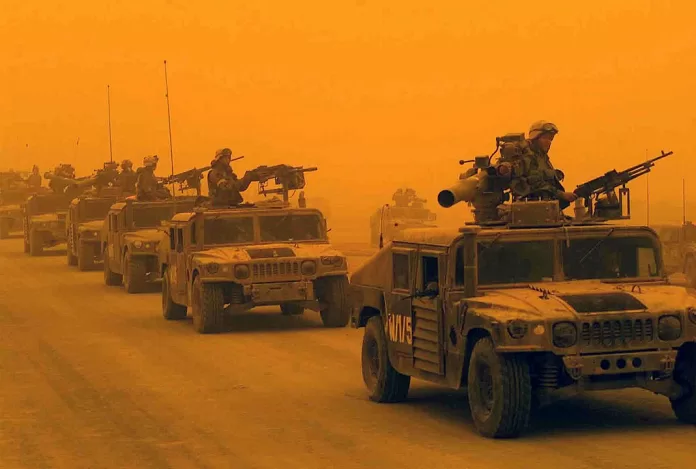 Invasionen av Irak 2003. Foto: LCpl Andrew P. Roufs, USMC / Wikimedia Commons (Public domain)