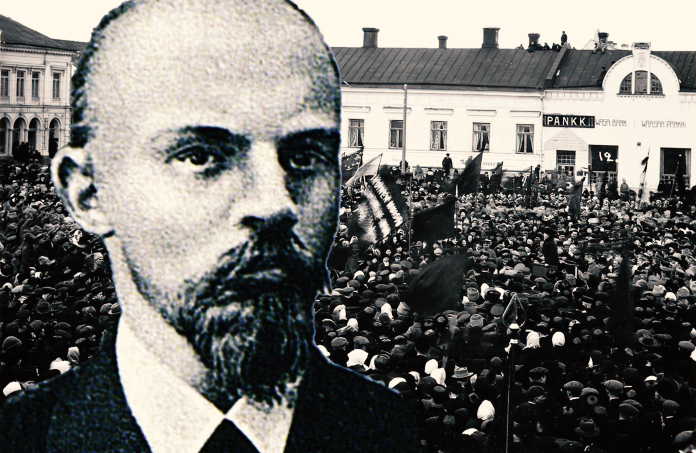 Lenin och ett strejkmöte i Pori, Finland, i oktober 1905.