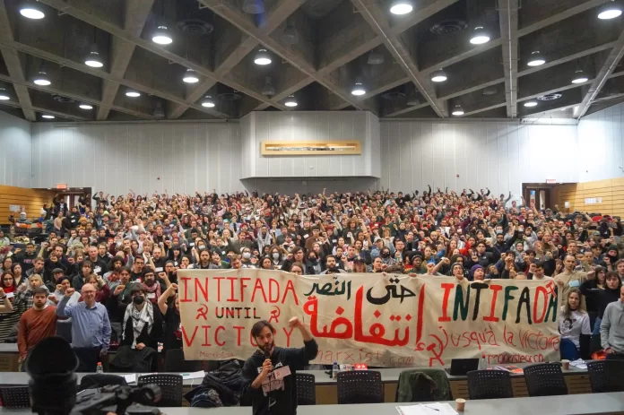 Över 600 kommunister samlades den 17-18 februari för den årliga studiehelgen Montreal Winter School, det största marxistiska evenemanget i Nordamerika. Foto: Communist Revolution
