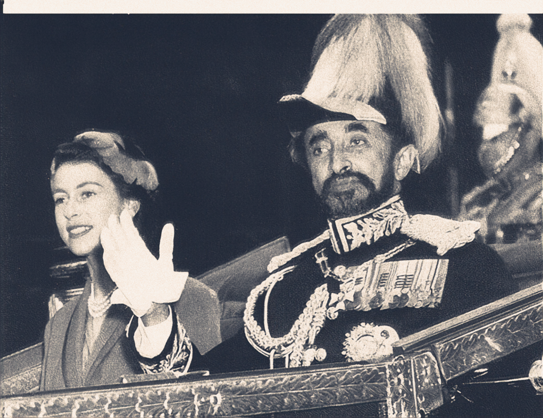 Kejsare Haile Selassie med drottning Elizabeth II.