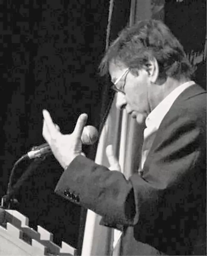 Mahmoud Darwish