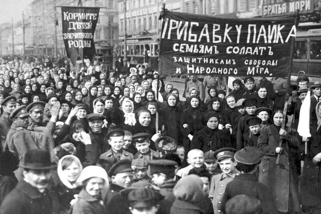 Bolsjevikerna, kvinnor och kampen mot hemslaveriet